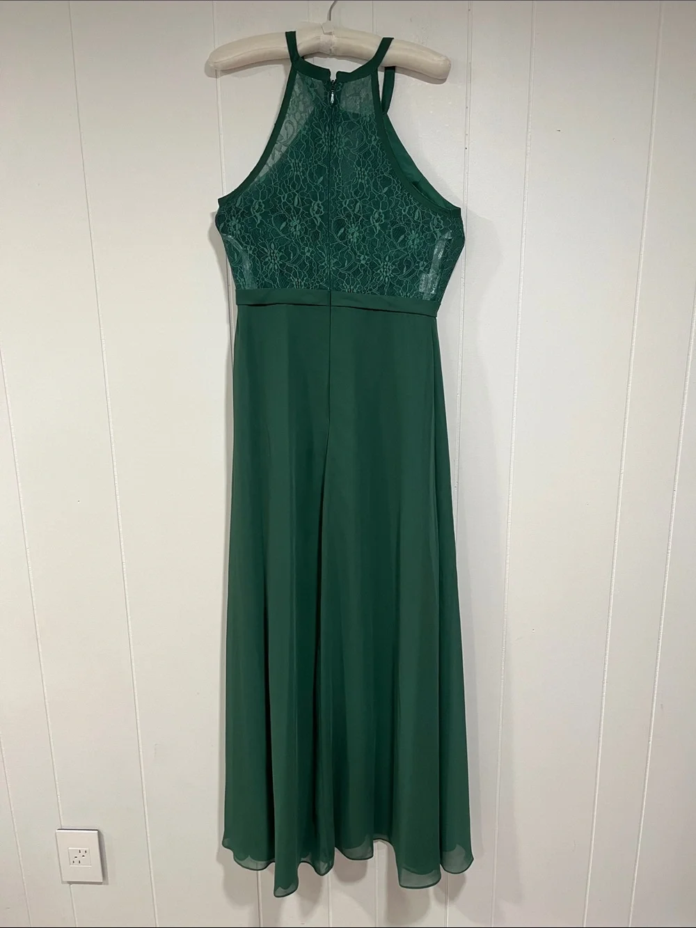 Azazie lace detailing